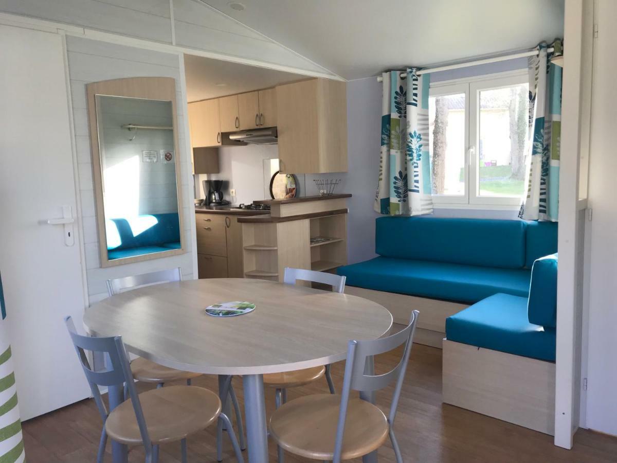 فندق Saint-Sauveur في  Camping Les Petites Minaudieres المظهر الخارجي الصورة